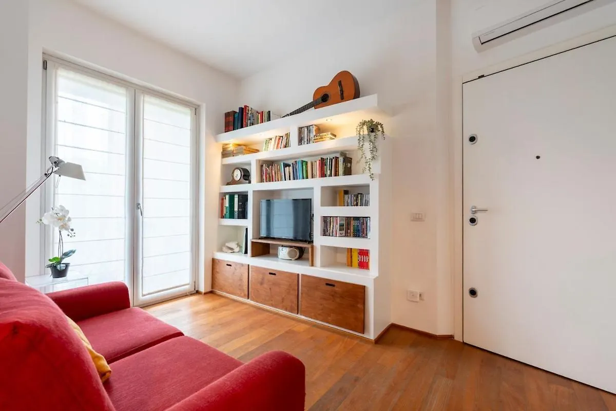 Ippodromo Cozy Stay Near San Siro Milan 0*,  Italy