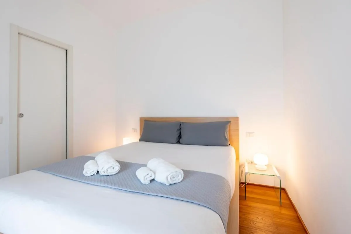 Ippodromo Cozy Stay Near San Siro Milan 0*,
